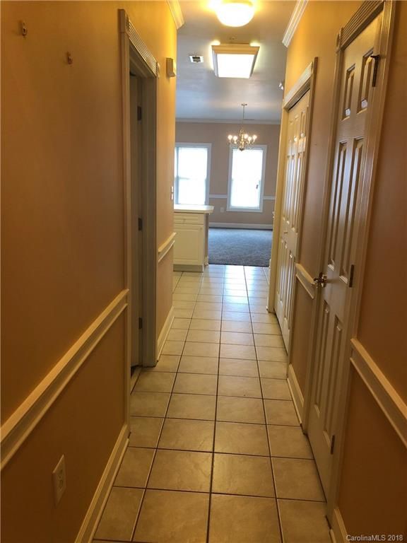 9313 Meadow Vista Rd, Charlotte, NC 28213