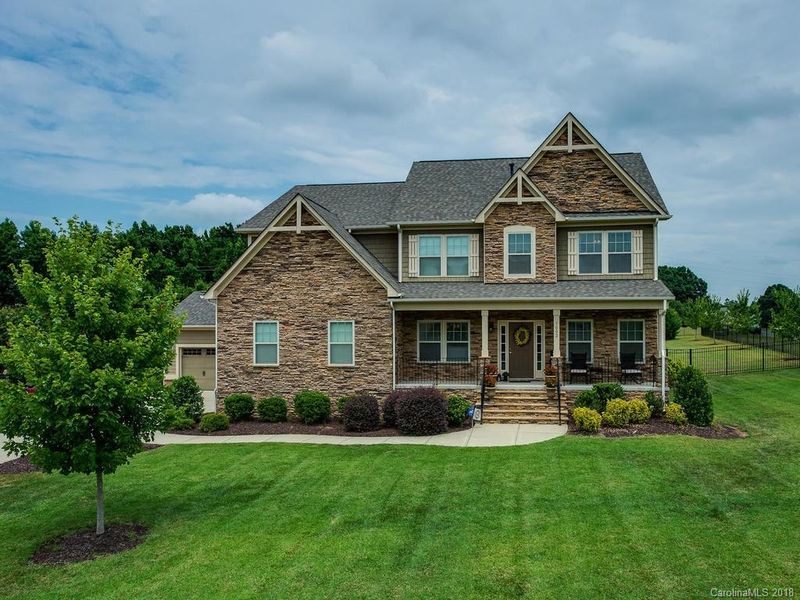 3002 Botetourt Ct, Weddington, NC 28104
