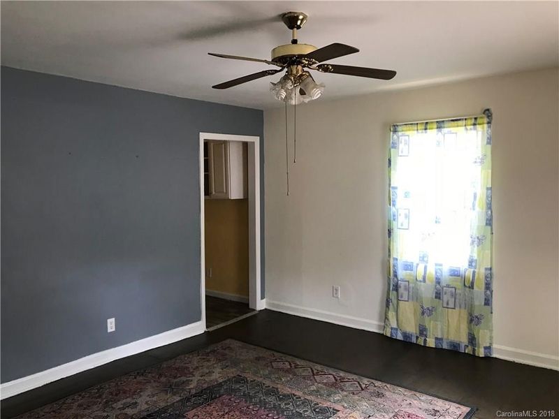 2325 Augusta St #17, Charlotte, NC 28216
