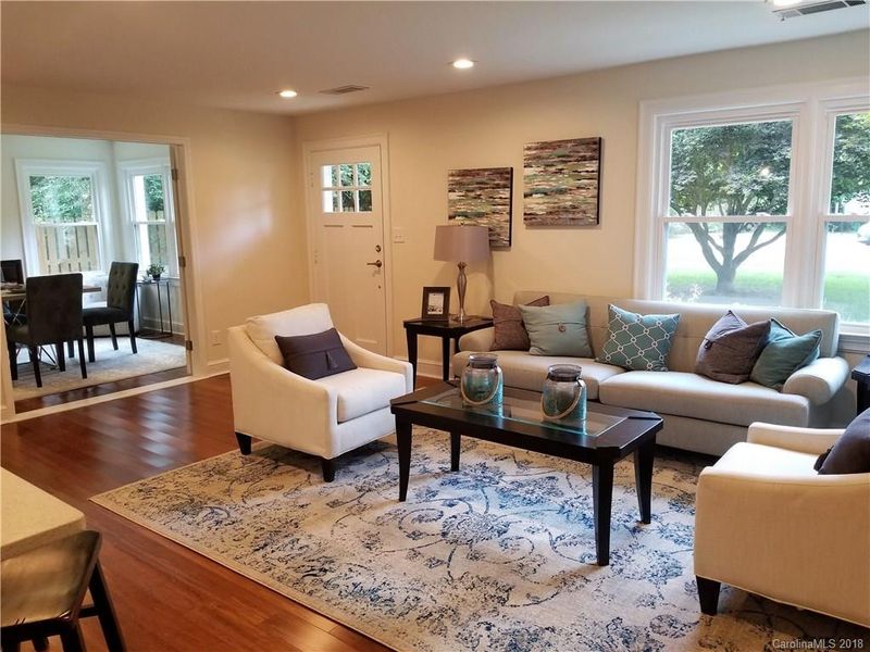 1545 Pinecrest Ave, Charlotte, NC 28205