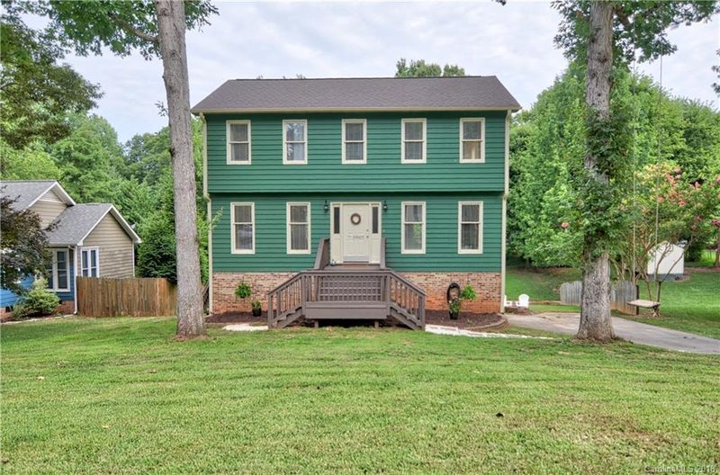 10605 Danesway Ln, Cornelius, NC 28031