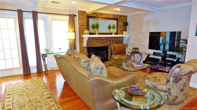 7223 Meeting St, Charlotte, NC 28210