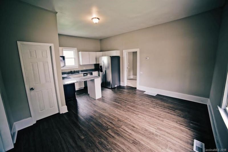 514 E C St, Kannapolis, NC 28083