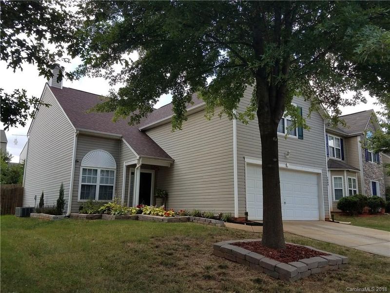 5809 Twin Brook Dr, Charlotte, NC 28269