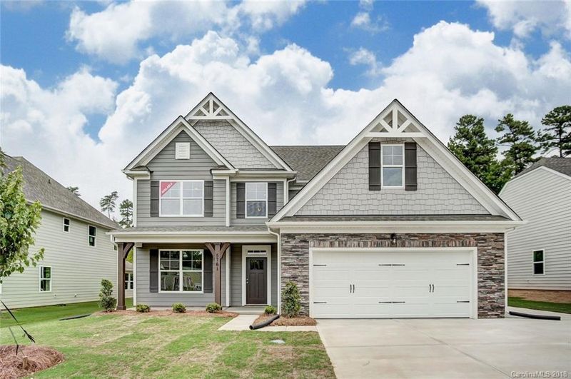 5761 Mcclintock Dr #CO-129, Denver, NC 28037
