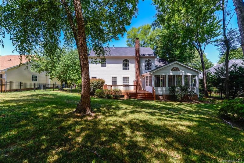21434 Crown Lake Dr, Cornelius, NC 28031