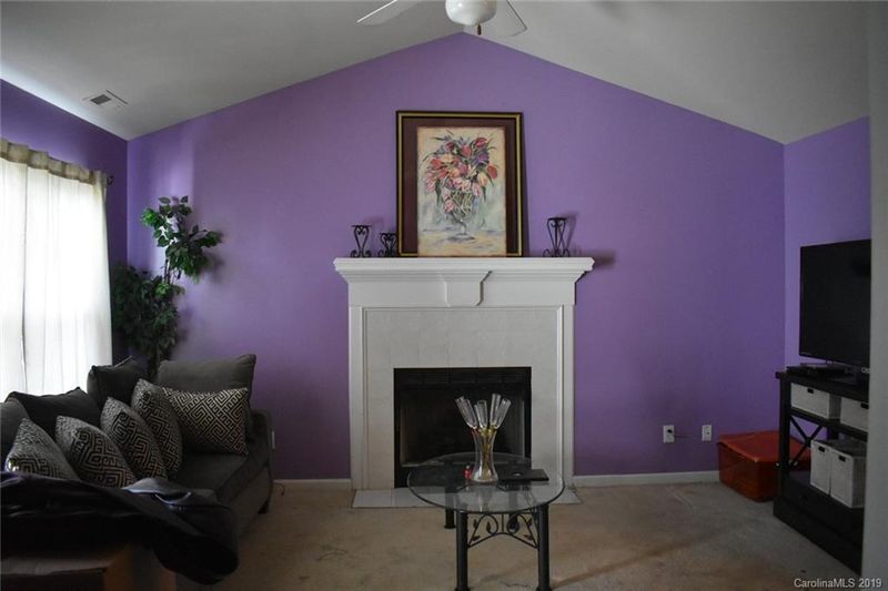 4401 Craven Hill Dr, Charlotte, NC 28216