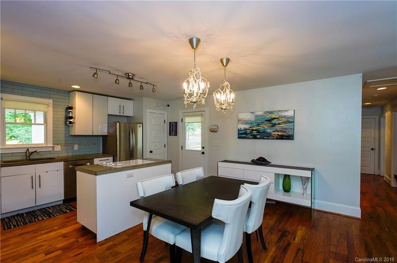 438 Bacon Ave, Charlotte, NC 28208