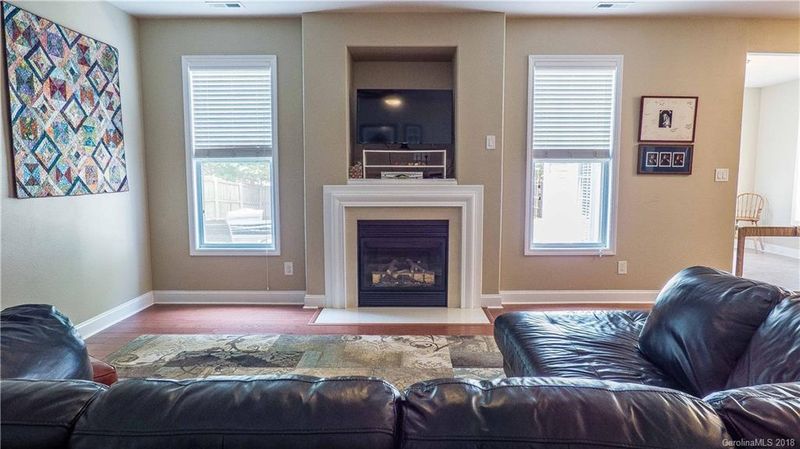 1490 Callender Ln, Charlotte, NC 28269