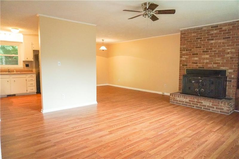 1123 Dixie Park Ave, Newton, NC 28658