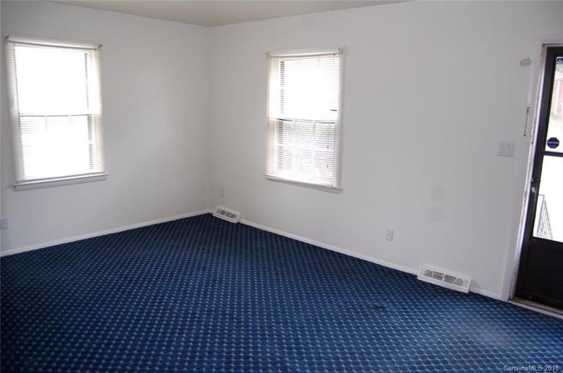 4912 Springview Rd, Charlotte, NC 28213