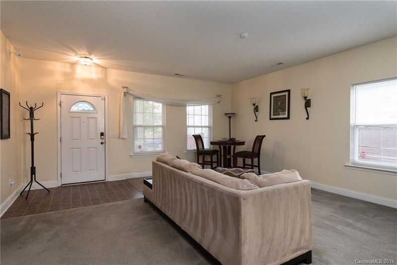 9507 Smooth Path Dr, Charlotte, NC 28214