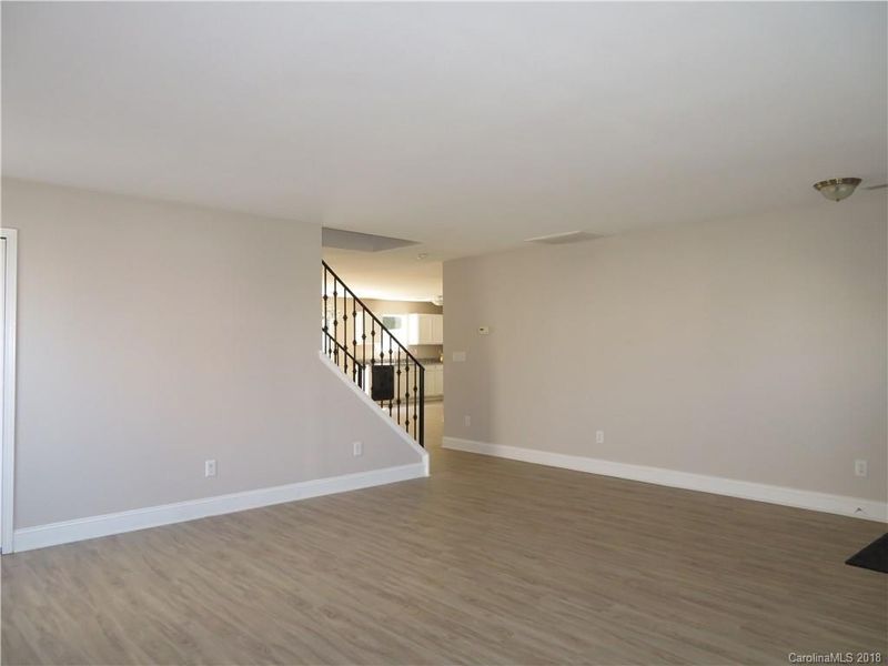 9402 Bayview Pw, Charlotte, NC 28216