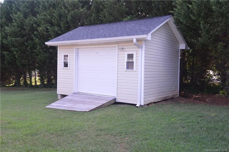 3033 Marlborough Cir, Gastonia, NC 28056