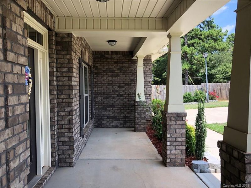 6331 Pine Chapel Dr, Charlotte, NC 28273