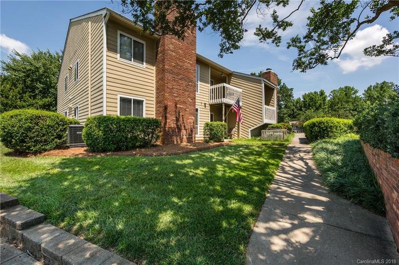 6138 Heath Ridge Ct #A, Charlotte, NC 28210