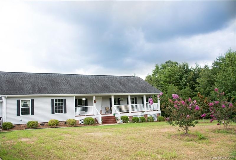 1862 Buffalo Rn, Lincolnton, NC 28092
