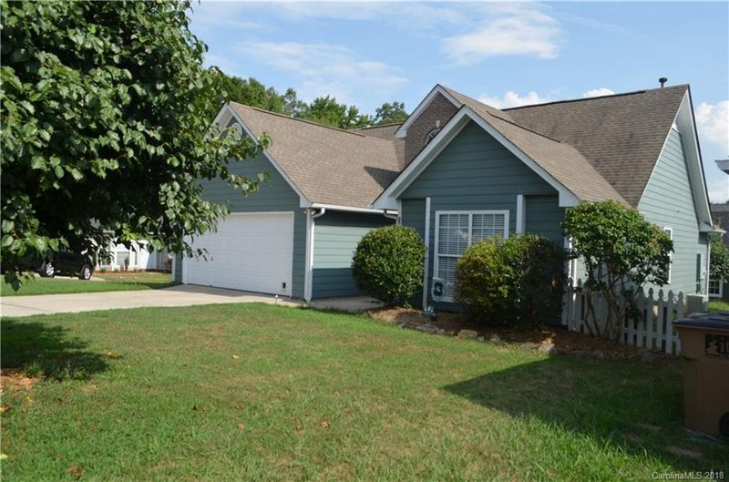 5905 Prestwick Ln, Monroe, NC 28110