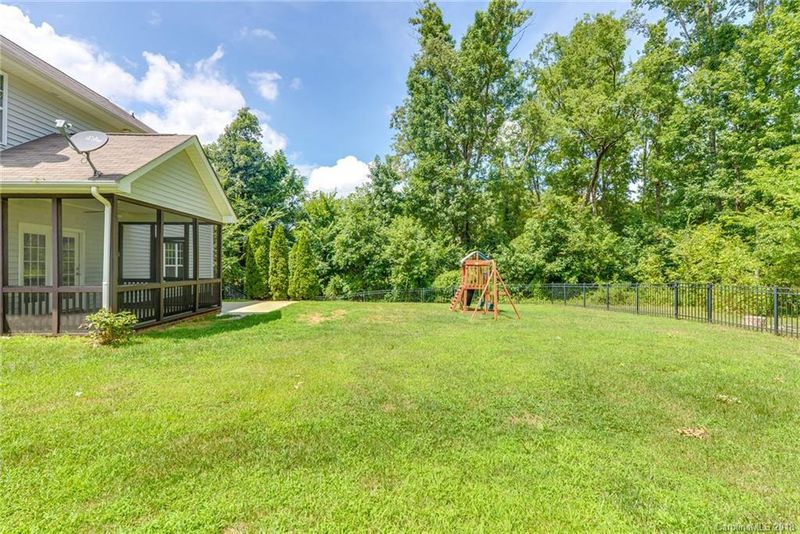 4020 Magna Ln, Indian Trail, NC 28079