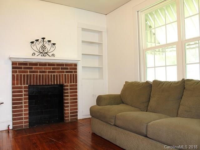 147 Center St, Chester, SC 29706