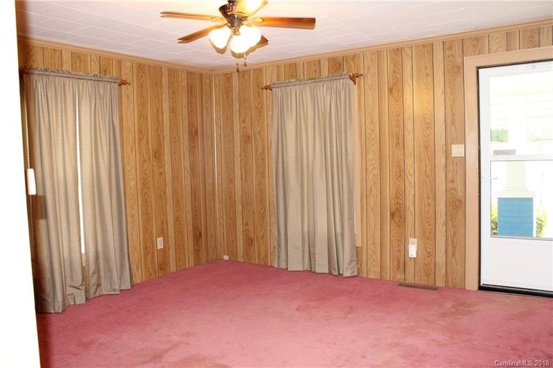808 Ruth Ave, Kannapolis, NC 28083