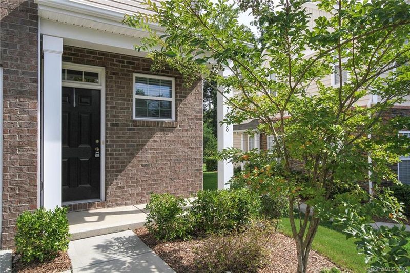 7418 Calhoun Falls Dr, Rock Hill, SC 29732