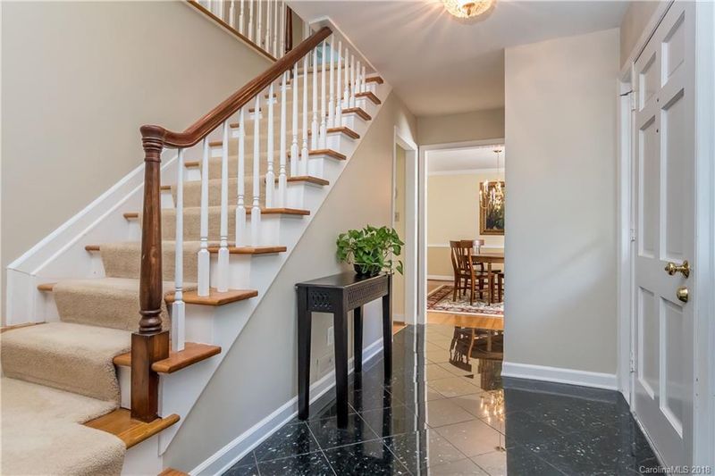 5224 Guildbrook Rd #9, Charlotte, NC 28226