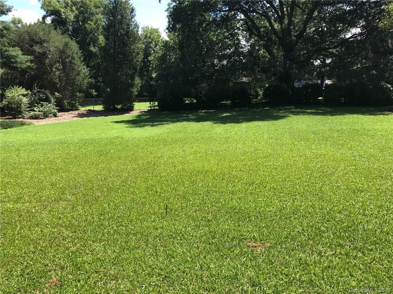 218 E Church St, Troutman, NC 28166