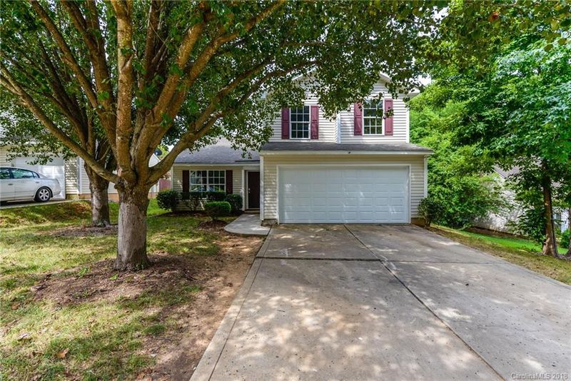 429 Graham Meadow Dr, Charlotte, NC 28213