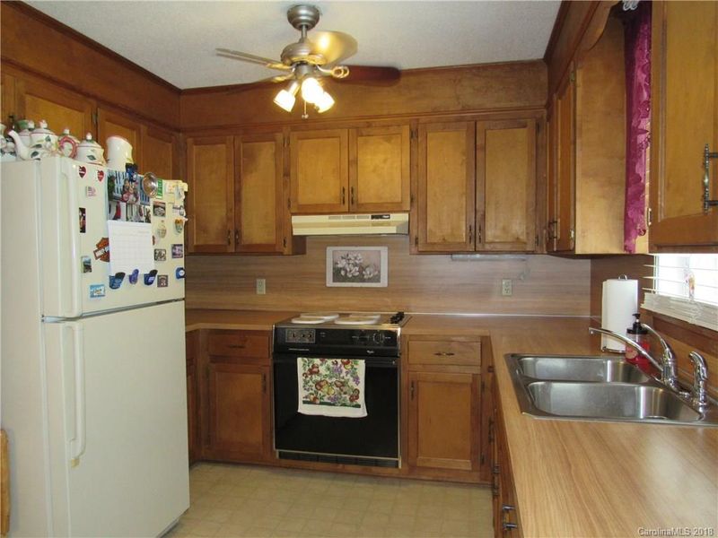 2707 Norfolk Rd, Lancaster, SC 29720