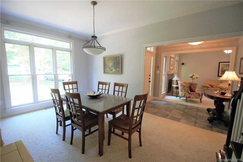 3448 Shadow Lake Ln, Matthews, NC 28104