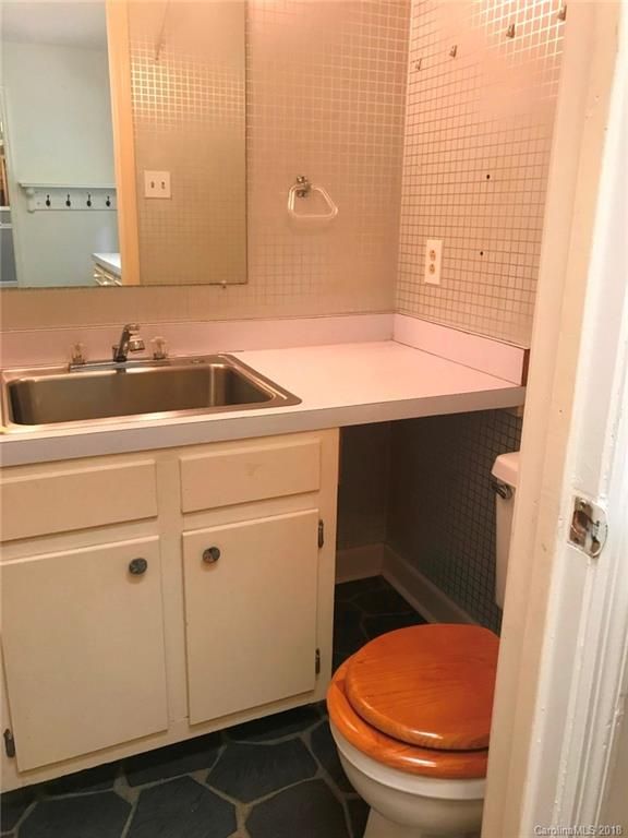 318 Arrowood Ave, Lancaster, SC 29720