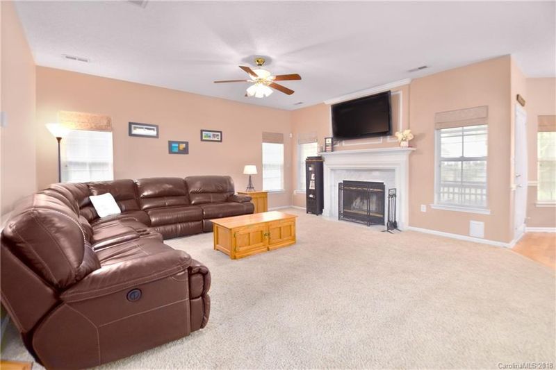 145 Comata Rd, Mooresville, NC 28117