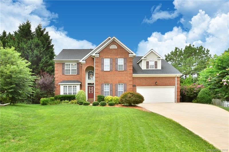 145 Comata Rd, Mooresville, NC 28117