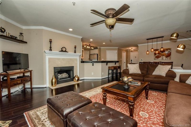 18525 Harborside Dr #8, Cornelius, NC 28031
