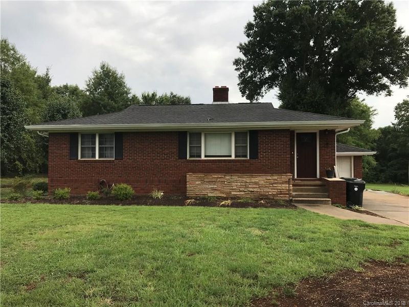 2935 Eva Dr, Concord, NC 28027