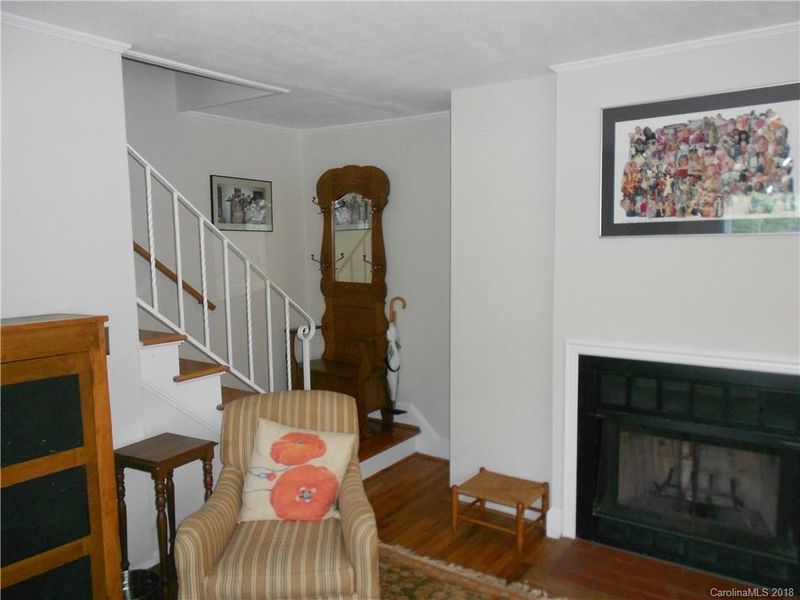 200 N Laurel Ave #16B, Charlotte, NC 28207