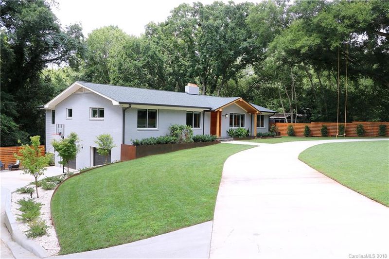 4100 Sherbrooke Dr, Charlotte, NC 28210