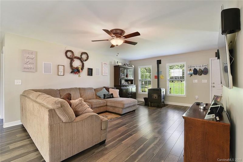 1159 Cherrybrook Ct, Kannapolis, NC 28083