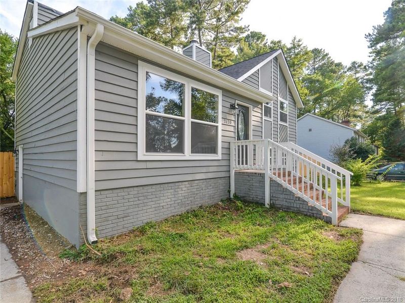 2120 Merimac Dr, Charlotte, NC 28273