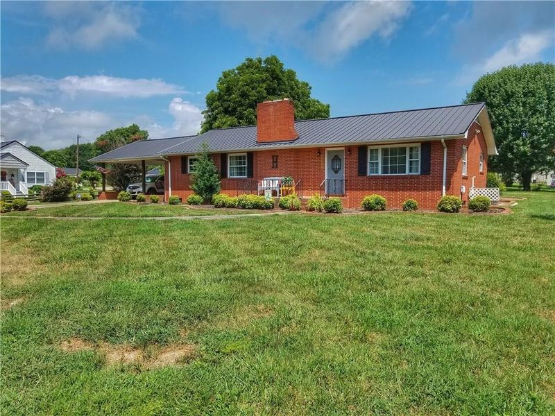 2804 W Nc 150 Hw, Crouse, NC 28033