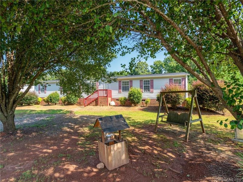 933 Olde Creek Trl, Concord, NC 28025