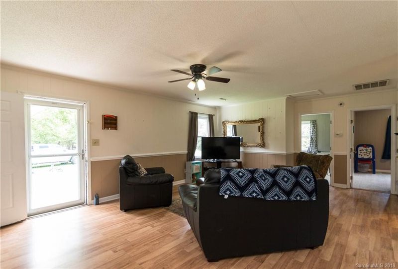 2110 Beamguard Rd, Clover, SC 29710