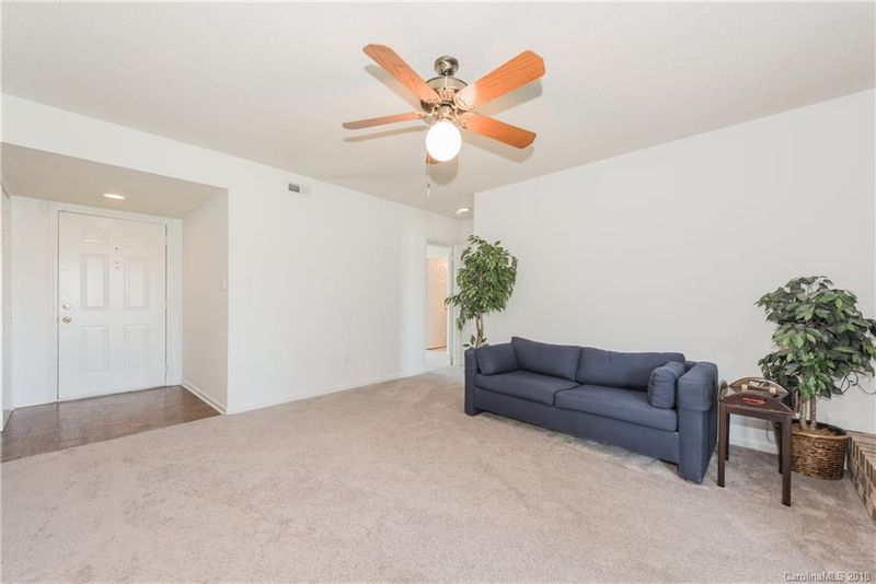 11006 Cedar View Rd, Charlotte, NC 28226