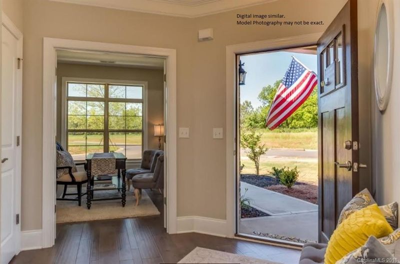 5260 Courtyard Ln, Cramerton, NC 28012