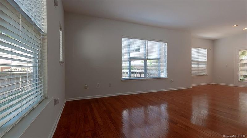 2116 Vision Dr, Charlotte, NC 28203