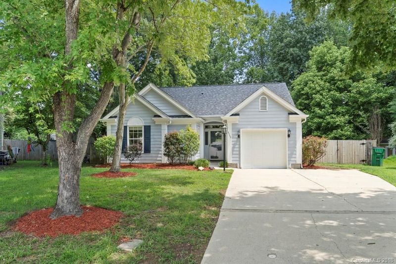 8549 Langley Mill Ct, Charlotte, NC 28215