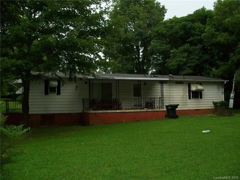 338 S Wilbur St, Blacksburg, SC 29702