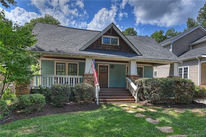 216 Bacon Ave, Charlotte, NC 28208