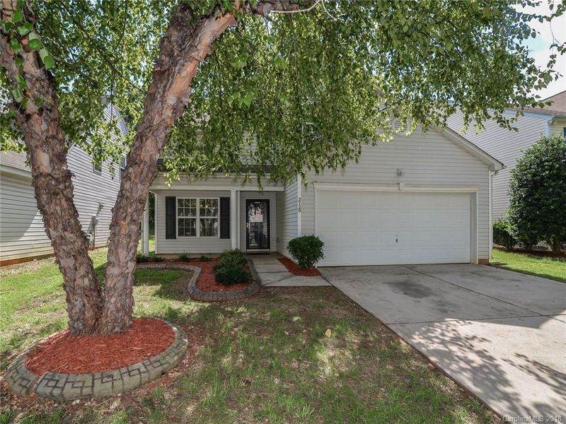 2720 Reid Meadows Dr, Charlotte, NC 28208